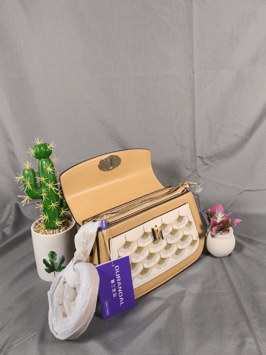 Durandal Luxury Scalloped Top-Handle Handbag - Cream & Tan