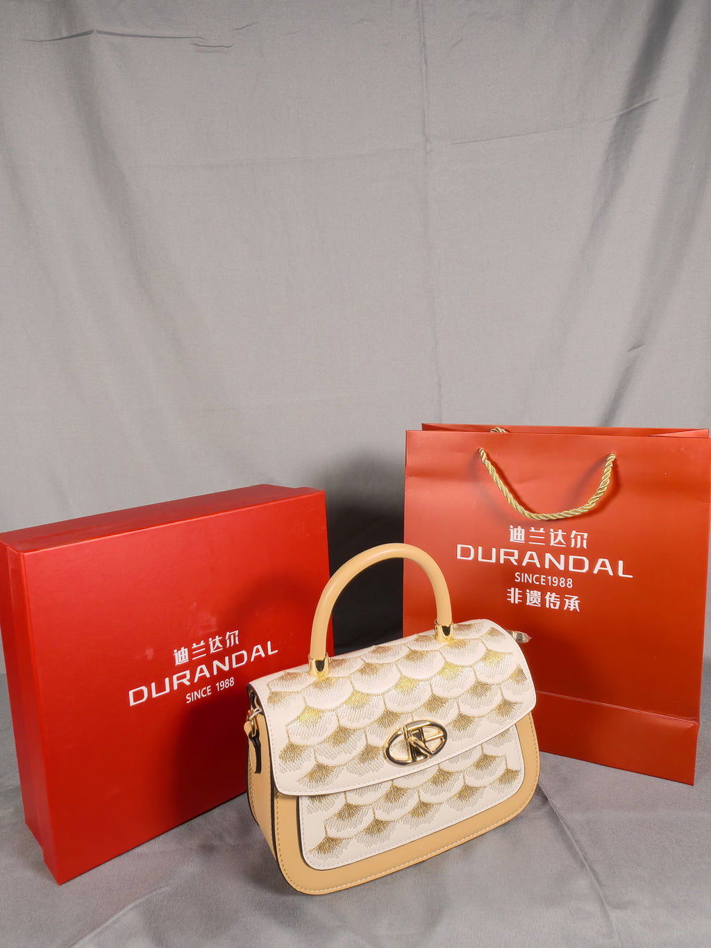Durandal Luxury Scalloped Top-Handle Handbag - Cream & Tan