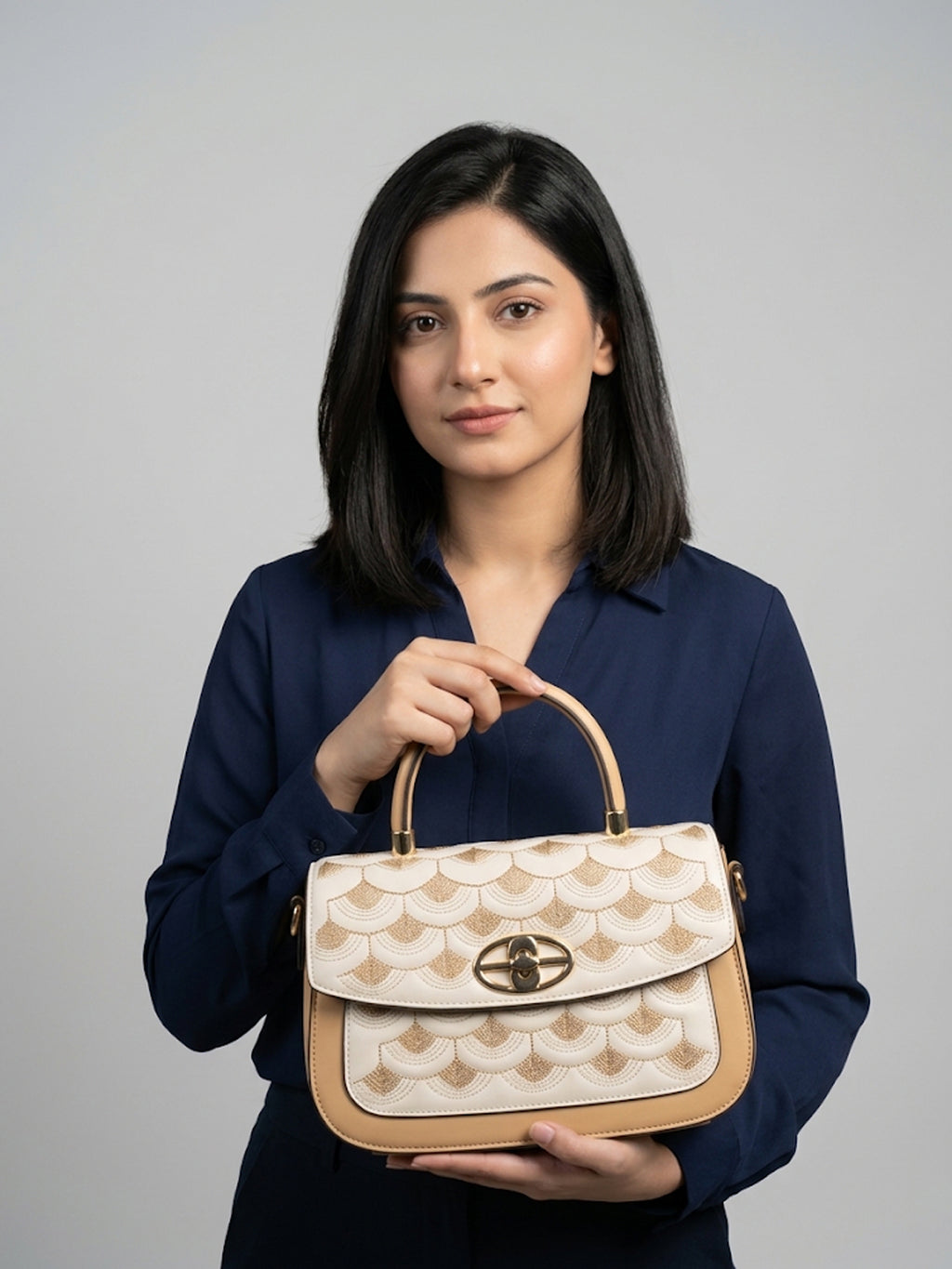 Durandal Luxury Scalloped Top-Handle Handbag - Cream & Tan